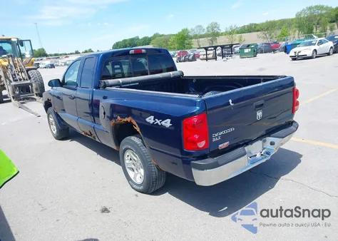 2007 Dodge Dakota Slt z USA, uszkodzony, nr VIN 1D7HW42K27S161011